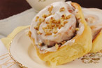 Butter Cream Cinnamon Roll with Nuts (12)